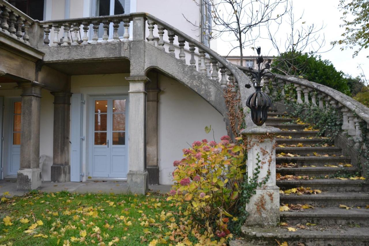 Sur La Colline Apartamento Lyon Exterior foto
